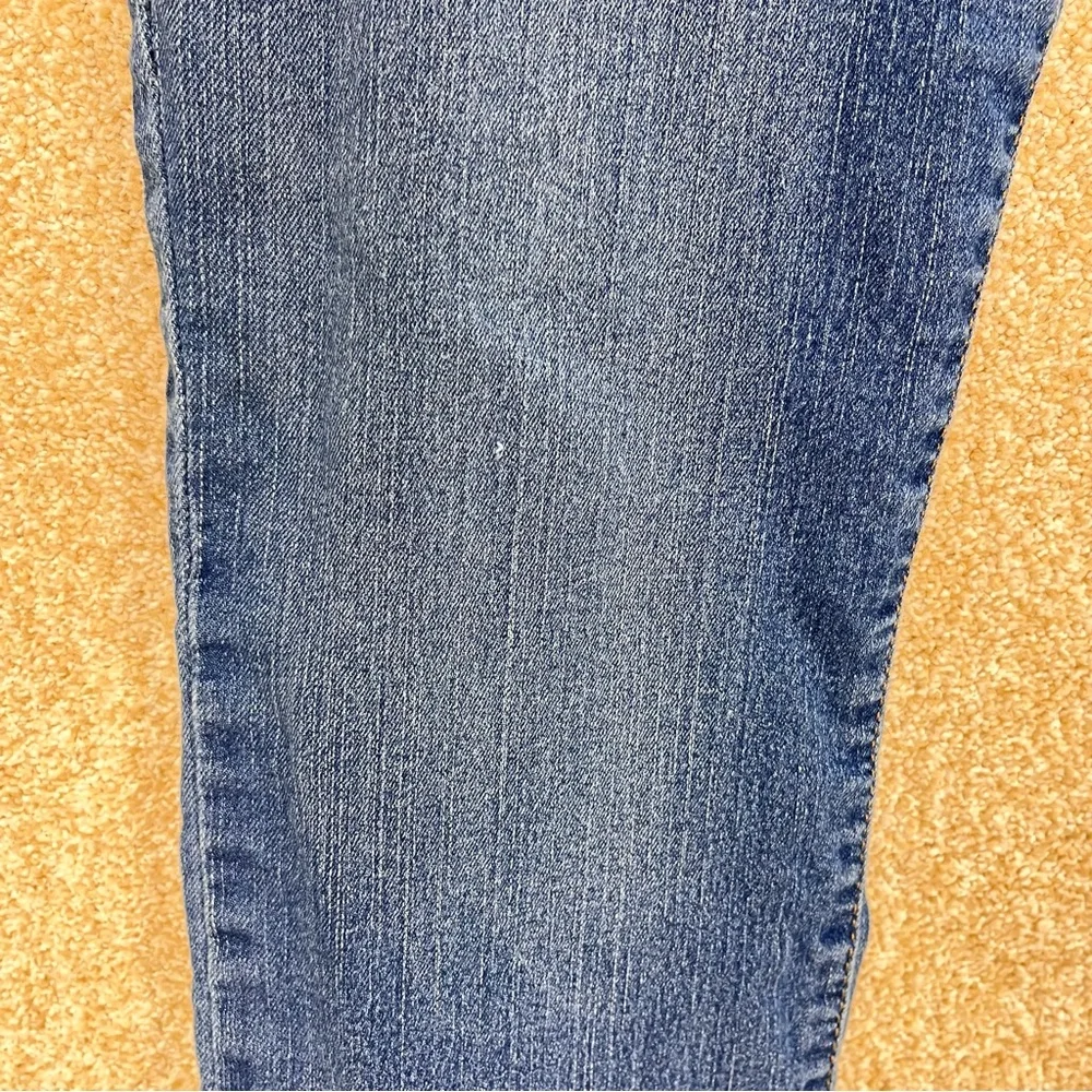 Men’s signature Levi's jeans modern straight‎ leg jeans 33x32 cotton blend fall